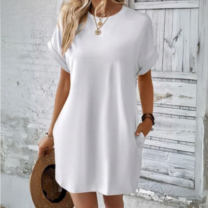 Casual Dress - Minimalist Elegance for Everyday Wear